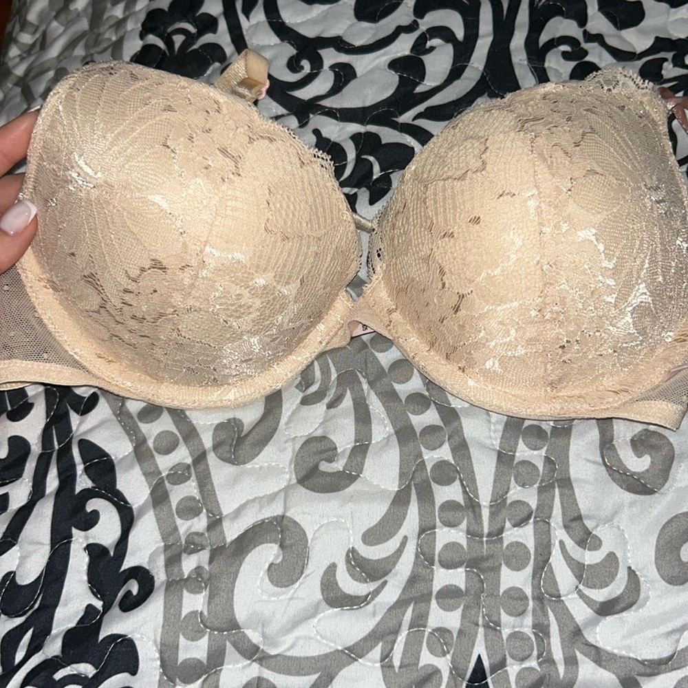 Victoria secret lace beige bra